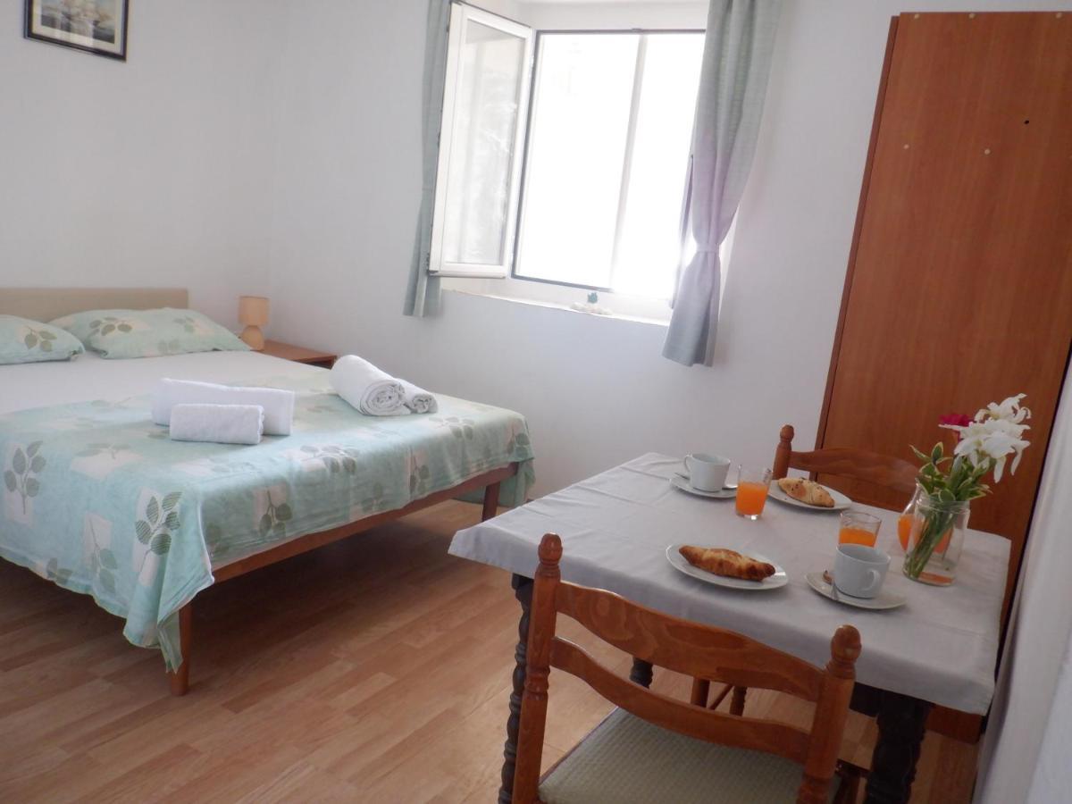 Podskoj Apartments Saplunara Kültér fotó