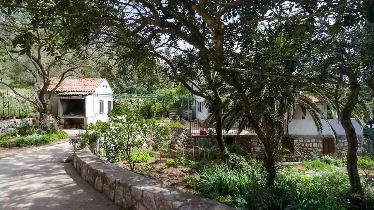 Podskoj Apartments Saplunara Kültér fotó