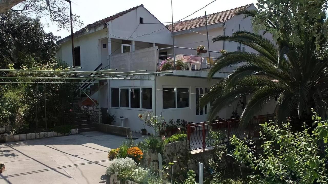 Podskoj Apartments Saplunara Kültér fotó